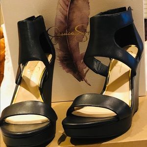 Jessica Simpson heels